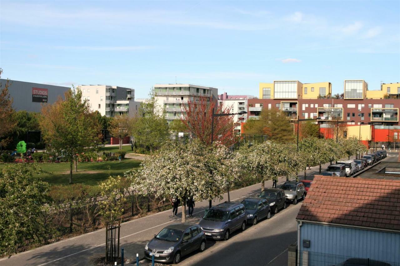 Chez Daniel, Un 2 Pieces Proche De Paris Stade De France Aubervilliers Exterior foto